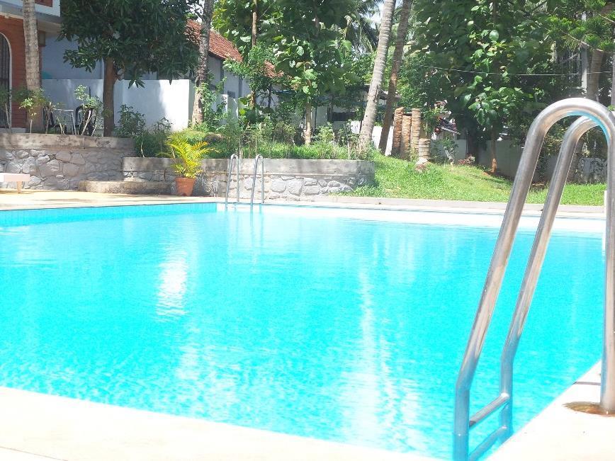Raja Hotel Kovalam Esterno foto