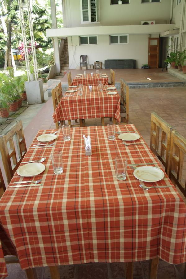 Raja Hotel Kovalam Esterno foto