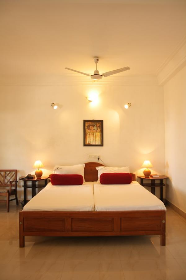 Raja Hotel Kovalam Esterno foto