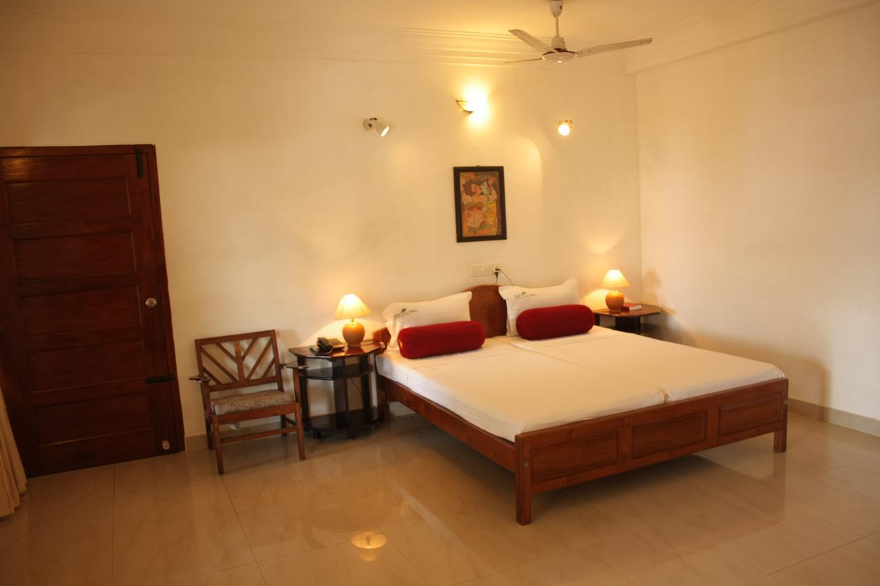 Raja Hotel Kovalam Esterno foto