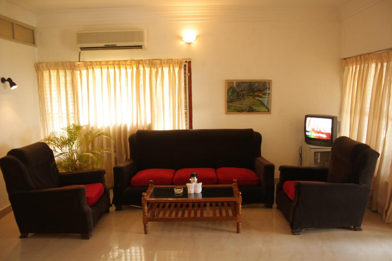 Raja Hotel Kovalam Esterno foto