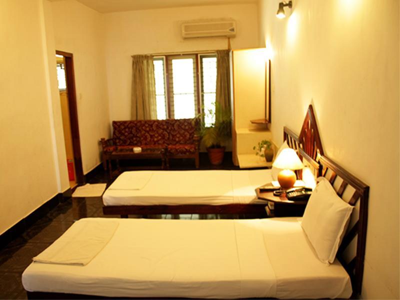 Raja Hotel Kovalam Esterno foto